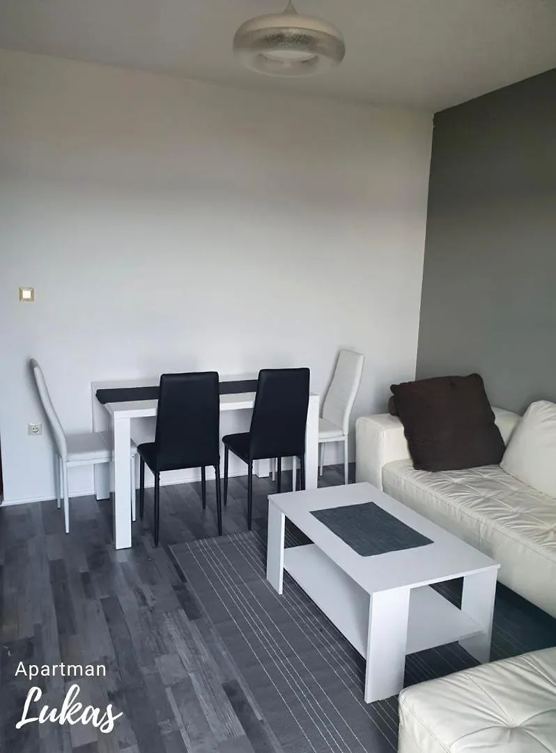 Apartmani Mazzarolli Jadranovo